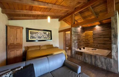 Mazamitla Ski Chalet | Inviting Cabañas Mazzatl with Hot Tub & Pool Access