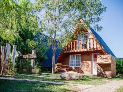 Villa La Arcadia Cabin | Pet-Friendly Retreat at Cabañas Mirador del Cerro