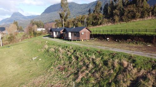 Llifen Ski Chalet | Family-Friendly Cabañas Mirador Lago Ranco - 10/10 Rated