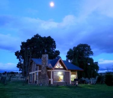 Trevelin Cabin | Guest Rated 10/10: Cabañas Nuestra Vista for Families & Pets