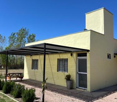 Rama Caida Apartment | Cozy Cabañas for Two Near Caminito al Atuel with Pool