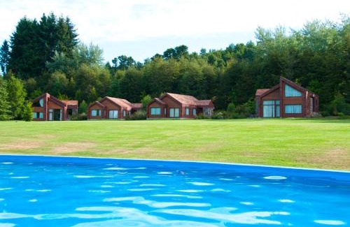 Villarrica House | Top-Rated Cabañas Patagonia Lefun with Pool & Family Amenities