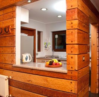 Villarrica House | Top-Rated Cabañas Patagonia Lefun with Pool & Family Amenities