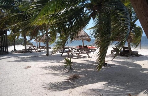 Dzilam de Bravo Hotel | Discover Cabañas Perla Escondida: Ocean View Retreat