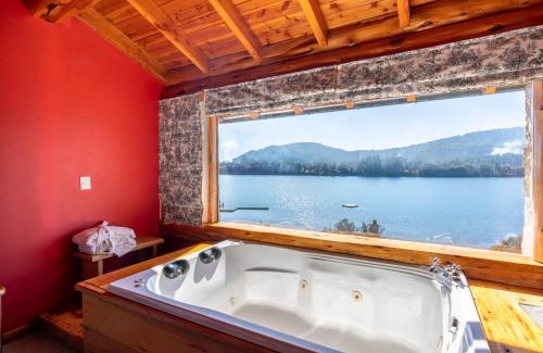 San Carlos de Bariloche Cabin | Relaxing Cabañas Puerto Pireo: Oceanfront Oasis with Spa