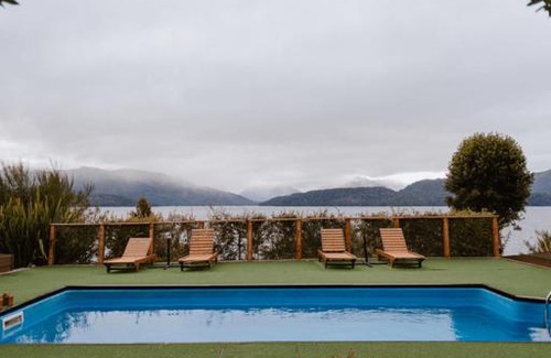 Angostura Cabin | Pet-Friendly Cabañas Quetrihue with Oceanfront Views