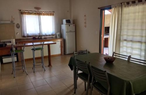 Merlo Cabin | Cozy Cabañas Quinco: Guest Rated 9/10 & Pet Friendly Stay