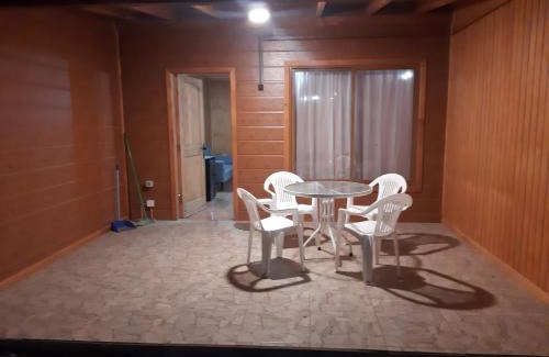 Neltume Apartment | Pet-Friendly Cabañas Raulies in Scenic Neltume