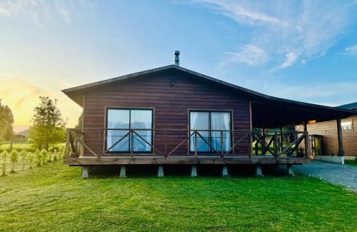 Llifen House | Inviting Cabañas Rimü: Family-Friendly Retreat for 6