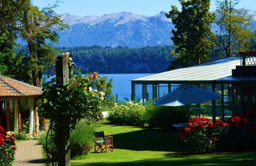 Villa La Angostura Apartment | Relax at Cabañas Rincon del Lago - 4-Star Retreat with Pool