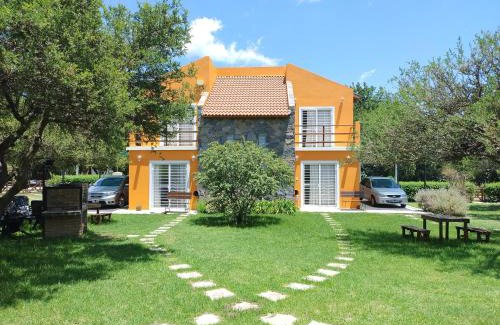 El Rincon Cabin | Family-Friendly Getaway at Cabañas Rincon Verde
