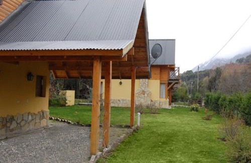 Correntoso Cabin | Discover Cabañas Rukayen: Guest Rated 9.4 with Hot Tub