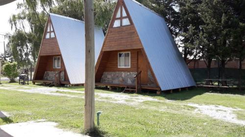 Funes Apartment | Cozy Cabañas Samay: Family-Friendly Retreat with Pool
