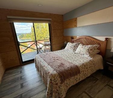 Nercon Apartment | Oceanfront Retreat: Cabañas Terra Palafito, Rated 10/10
