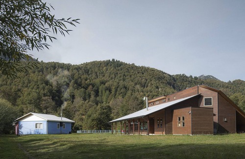 Curarrehue Cabin | Family-Friendly Cabañas Tierra Nueva with Pool & Spa