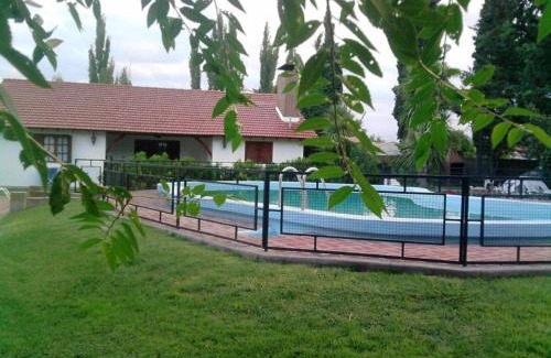 Coronel Suarez House | Delightful Cabañas Tunita's with Pool & Hot Tub Access