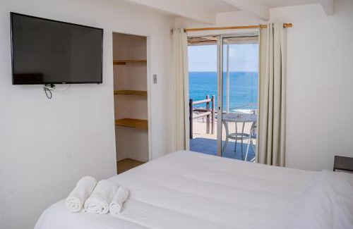 Iquique Cabin | Pet-Friendly Cabañas Uma Qala with Breakfast & Pool Access