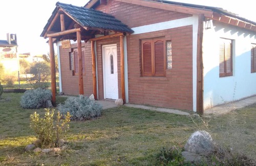 Carpinteria Cabin | Pet-Friendly Retreat at Cabañas Unquen - Rated 10/10!