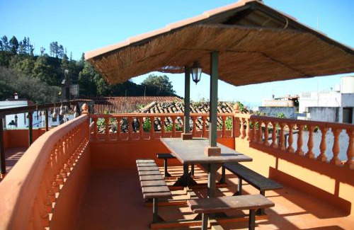Fontanales Bed & Breakfast | Pet-Friendly Cabañas Valle Verde with Oceanfront Views