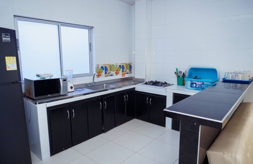 Covenas Cabin | Pet-Friendly Cabañas Villa Antonella with Pool & Spa