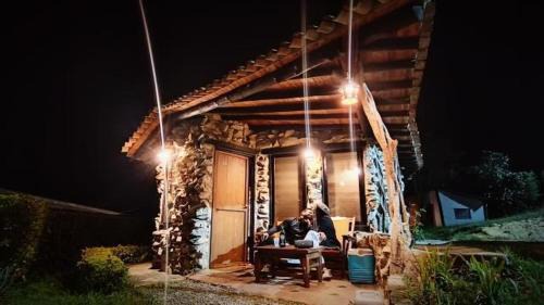 Piedecuesta House | Pet-Friendly Cabañas y Hostal Bonanza with Ocean Views