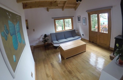 Santa Lucia Milpas Altas Cabin | Top-Rated CabañasTataralí: Family-Friendly & Kitchen Amenities