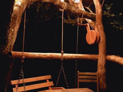 Accous Cabin | Experience Caban'Aspe: Family-Friendly with Breakfast Included