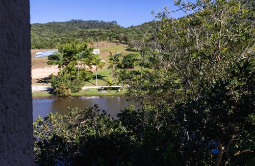 Biguacu House | Cozy Cabana 2 Andares: Pet-Friendly with Breakfast Included