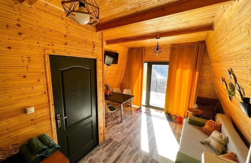 Baisoara Cabin | Pet-Friendly Cabana A-Frame with Oceanfront Views