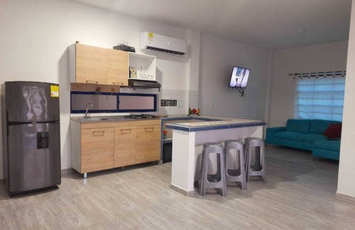 Covenas Cabin | CABAÑA AGUA DE MAR - Coveñas. Comfortable, close to everything. BBQ kiosk and swimming pool.