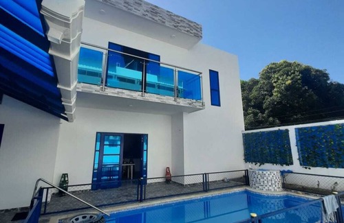 Covenas Cabin | CABAÑA AGUA DE MAR - Coveñas. Comfortable, close to everything. BBQ kiosk and swimming pool.