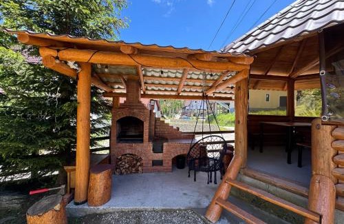 Ranca House | Family-Friendly Cabana AlexMid with Outstanding 9.7 Rating