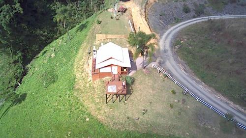 Alfredo Wagner House | Delightful Cabana Amor Perfeito with Hot Tub & Kitchen