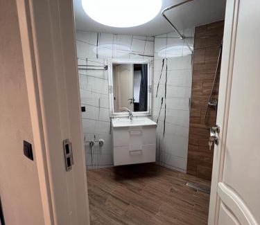 Toplita Cabin | Family-Friendly Cabana B2 by Banffy Beach - Rated 9/10