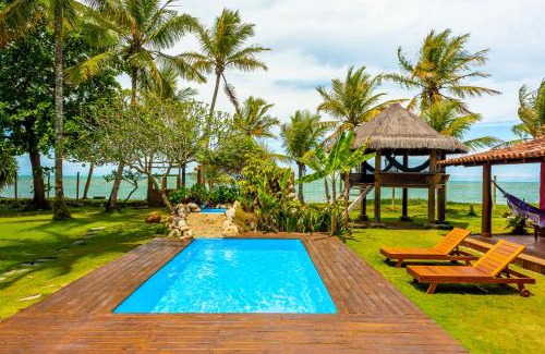 Arraial d'Ajuda House | Relax at Cabana Bali: Oceanfront Escape with Spa & Pool