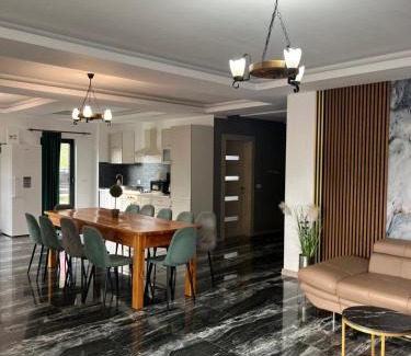 Borsa Villa | Pet Friendly Retreat at Cabana Belvedere - Rated 9.5/10