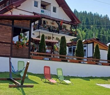 Plescuta House | Pet-Friendly Cabana Bianca with Oceanfront Views