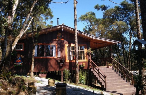 Rancho Queimado House | Pet-Friendly Cabana Casa da Floresta - Top-Rated Retreat