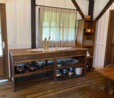 Rodeio House | Relax in Cabana Centenária Featuring a Hot Tub Retreat
