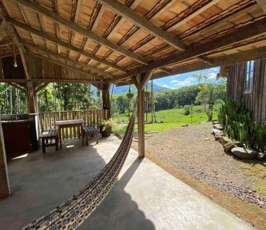 Rodeio House | Relax in Cabana Centenária Featuring a Hot Tub Retreat