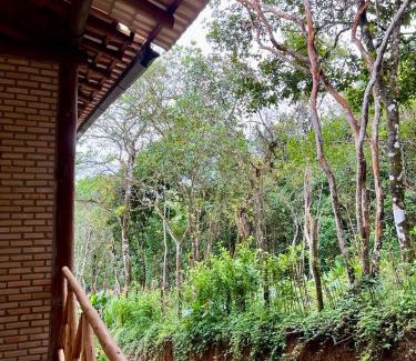 Guaramiranga House | Cabana Charme Guará: Family-Friendly Retreat Near Downtown