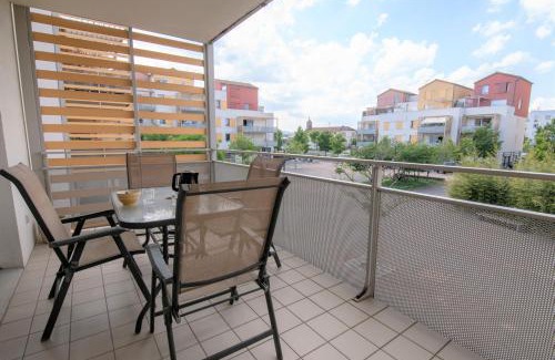 Charnay-les-Macon Apartment | Cabana & Chic Class: Family-Friendly Stay Near Mâcon