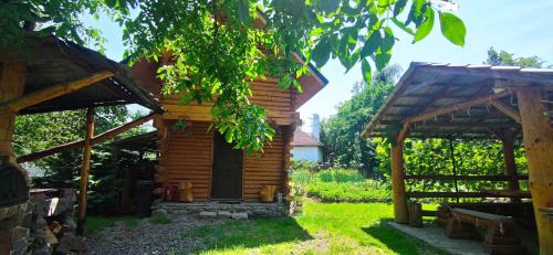 Ocna Sugatag Cabin | Family-Friendly Getaway at Cabana Colt de Rai, Rated 8.8/10