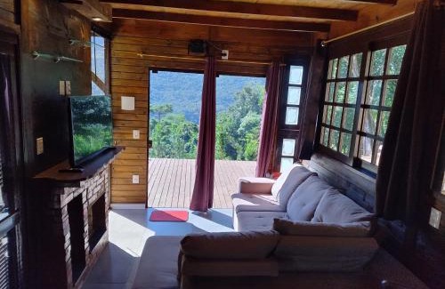 Nova Petropolis House | Cozy Cabana on the Hill with Relaxing Hot Tub