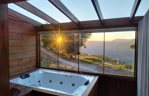 Nova Petropolis House | Cozy Cabana on the Hill with Relaxing Hot Tub