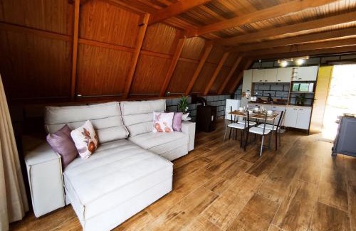 Capitao House | Tranquil Cabana with Hot Tub and Natural Surroundings
