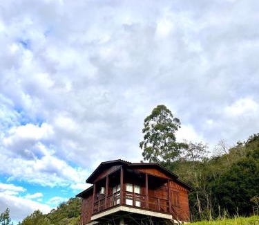 Caxias do Sul House | Pet-Friendly Retreat at Cabana das Montanhas - Rated 9.9/10
