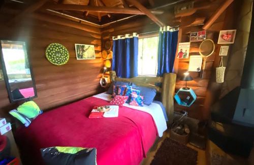 Santo Antonio do Pinhal House | Explore Cabana Dentro da Floresta - 4-Star Pet-Friendly Retreat