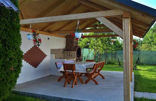 Ocna Sugatag House | Pet-Friendly Retreat at Cabana Denis&Lucas - Rated 9/10
