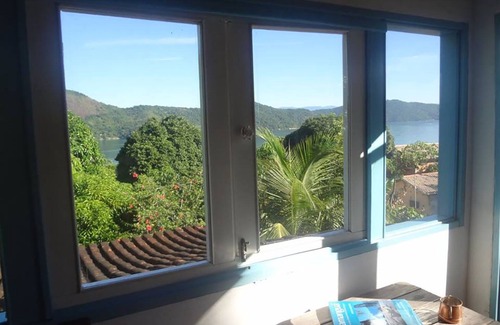 Paraty House | Relax at Cabana Dona Sunflower - Oceanfront Retreat Awaits